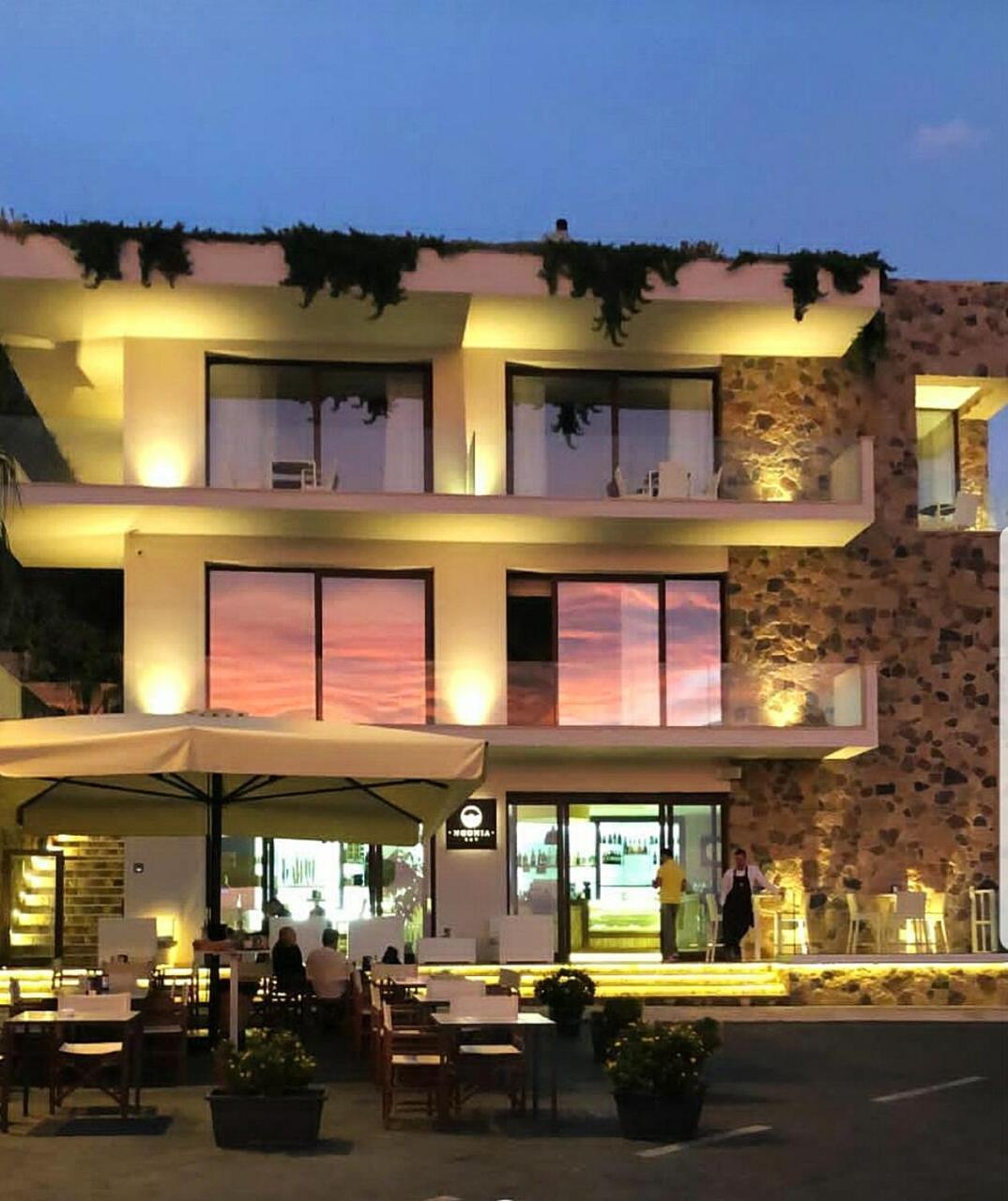 Ngonia Bay Boutique Hotel Milazzo Bagian luar foto