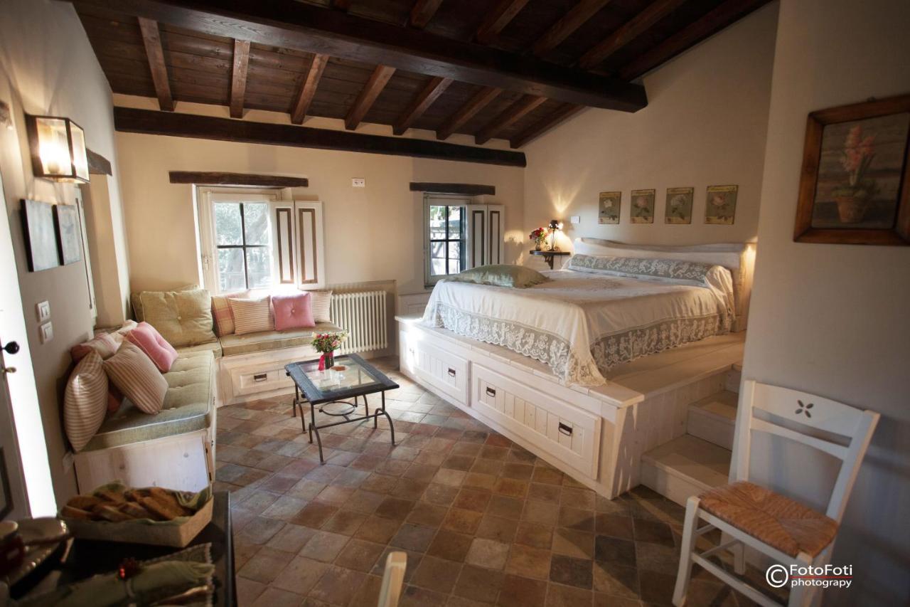 Ngonia Bay Boutique Hotel Milazzo Bagian luar foto