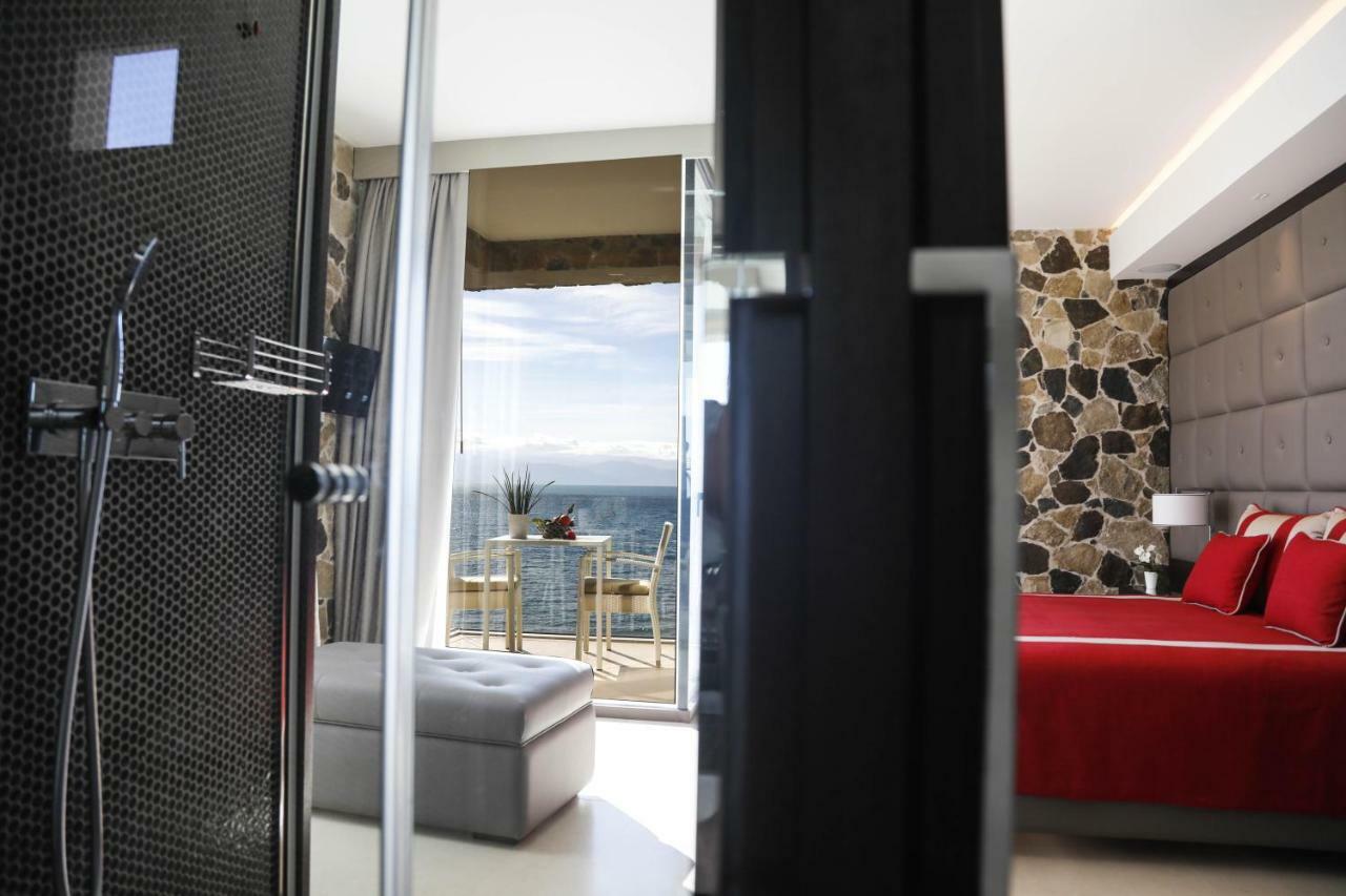 Ngonia Bay Boutique Hotel Milazzo Bagian luar foto